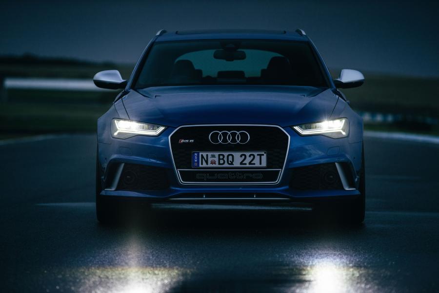  Audi RS6 Avant (4G, C7) 2015 года  (AU) (фото 13 из 18)